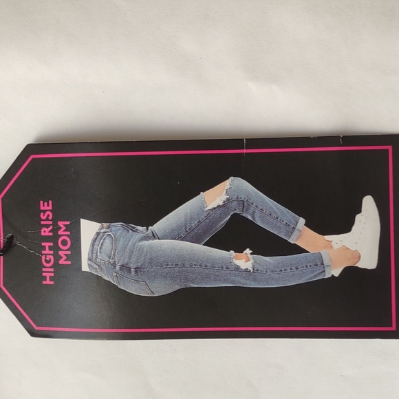 High rise mom jean,SIZE 15. - Picture 4 of 4